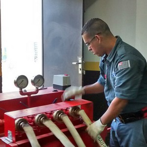 Máquinas para teste hidrostático de extintores